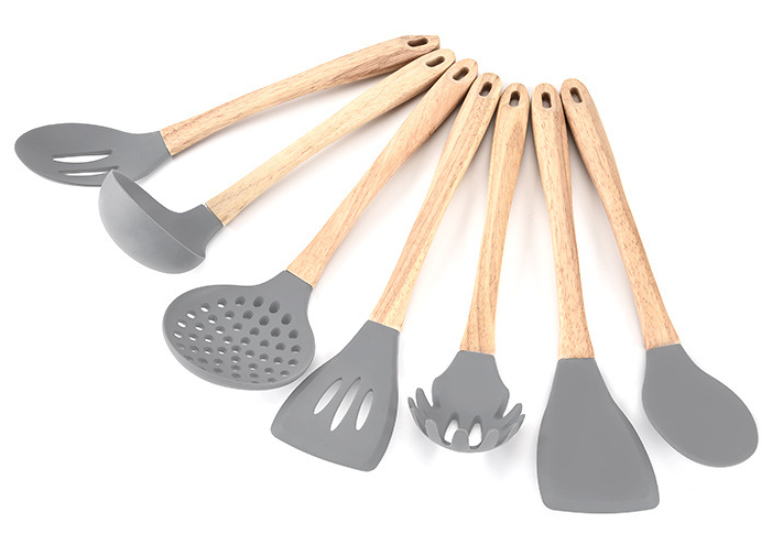 硅膠廠(chǎng)生產(chǎn)的硅膠制品安不安全 硅膠廠(chǎng)生產(chǎn)的硅膠制品安不安全